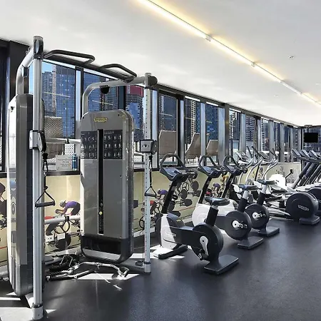 Cozy 1 Bedroom Apartment At Marvel Stadium With Rooftop Pool And Gym Melbourne Exterior photo